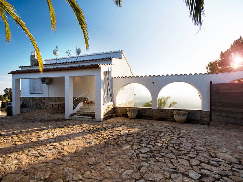 Foto e1855605-9a77-4d54-88a2-66c8a4628896. Casa amb calefacció piscina a Nord Roses
