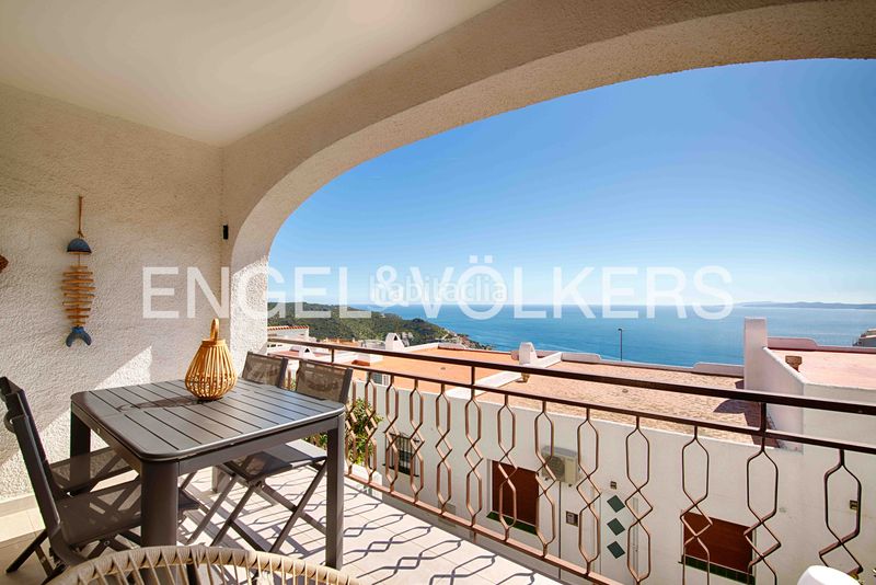 Foto 2a69f368-6d84-4a37-810f-59aa0078cbbe. Casa adossada a Puig Rom-Canyelles-Almadrava Roses