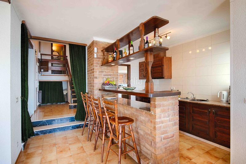 Foto 128a50e9-1d92-4ae3-afd7-dfab6c622c95. Casa amb piscina a Puig Rom-Canyelles-Almadrava Roses