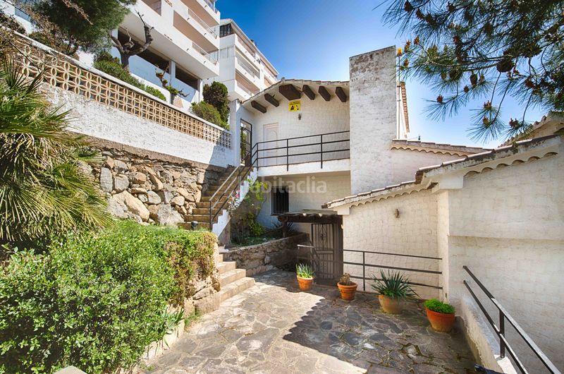 Foto 4a022973-4291-4c6c-a367-e11c13895843. Casa amb piscina a Puig Rom-Canyelles-Almadrava Roses