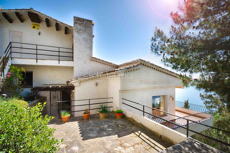 Foto b8203106-9464-4048-ac68-7778be47e05c. Casa amb piscina a Puig Rom-Canyelles-Almadrava Roses