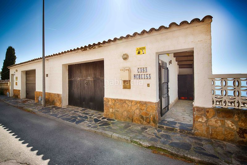 Foto dfd7d56b-0d0b-4655-9b4c-4fa2d9c318be. Casa amb piscina a Puig Rom-Canyelles-Almadrava Roses