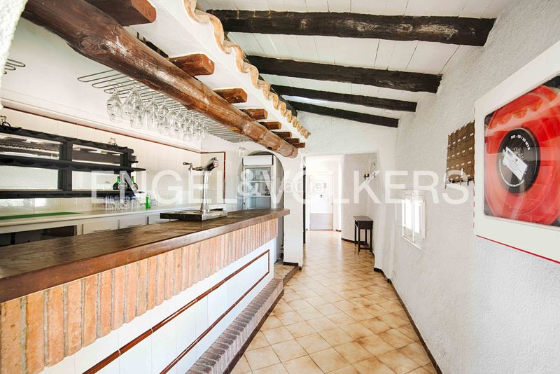 Foto 856ccaea-ad2f-4d9d-9406-cba3ef9bfd0e. Masia a Nord Roses