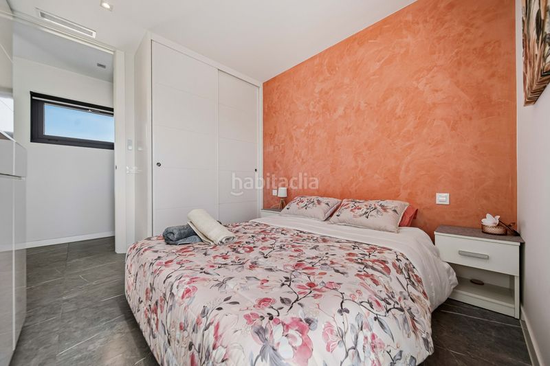 Foto acc4eb64-b4ca-4ff5-87fb-1450948489c4. Casa amb aparcament piscina a Carmençó Empuriabrava