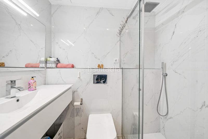 Foto de1a7ba7-9f0f-4d02-b24f-49a64270921d. Casa amb aparcament piscina a Carmençó Empuriabrava