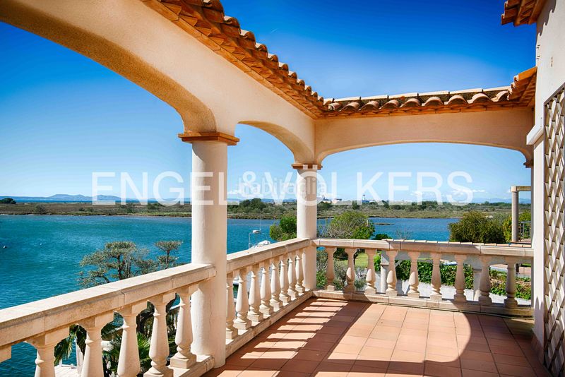 Foto 09336890-b5e5-4913-8a7a-b50167b984ce. Casa amb calefacció aparcament piscina a Santa Margarida Roses