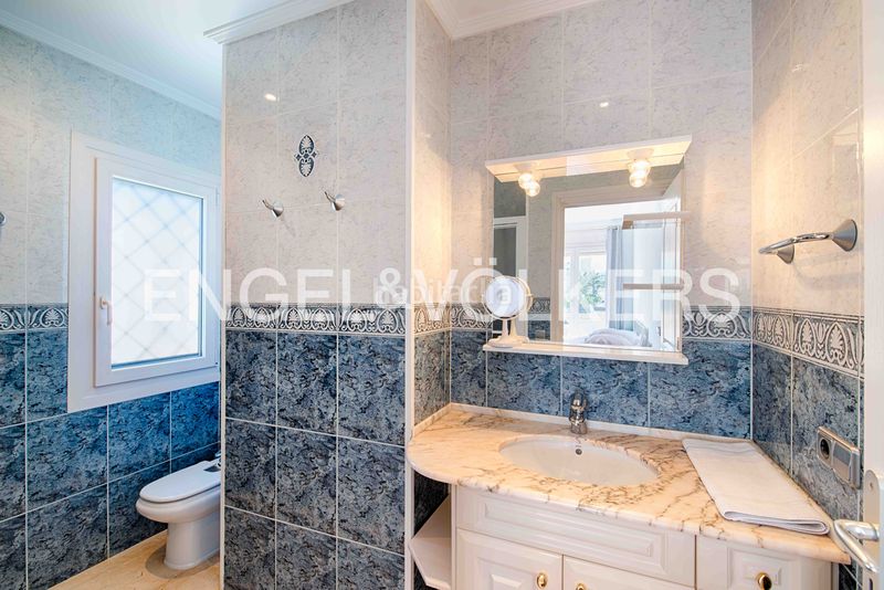 Foto f2e32d49-0b0e-40e3-a596-60afe04a9d93. Casa amb calefacció aparcament piscina a Santa Margarida Roses