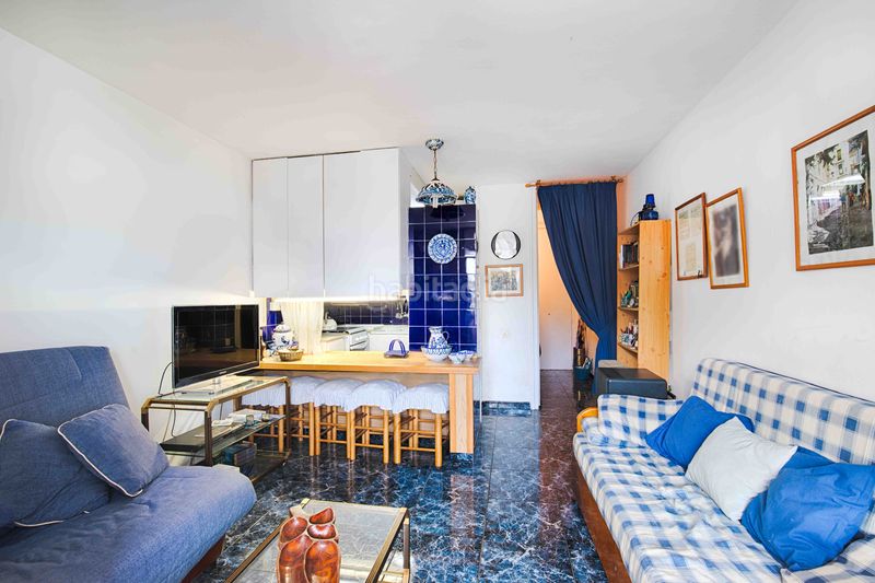 Foto 5bace586-2318-444a-aaf9-a19c59c20b5a. Estudi a Santa Margarida Roses