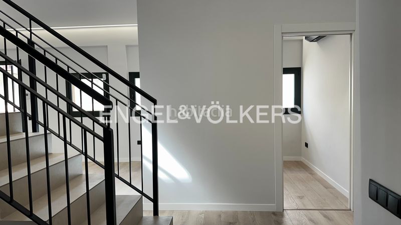Foto f07c8ca9-ca93-4b8c-9c7d-2a542db1c0c6. Àtic amb calefacció a Centre Figueres