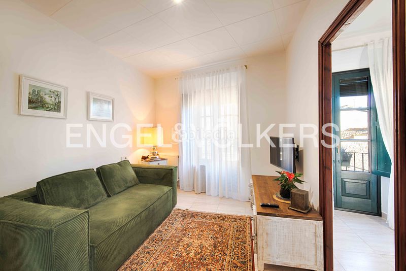 Foto f1baeedf-7155-4875-9891-8f018ca1503e. Casa amb xemeneia piscina a Terrades