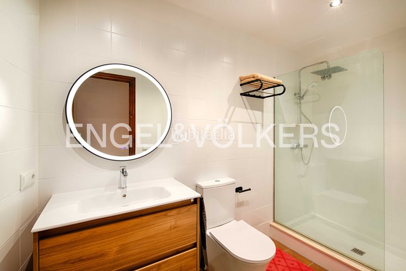 Foto fb975740-1b77-4406-b472-0c4457066719. Casa amb xemeneia piscina a Terrades