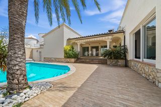 Chalet in Carrer del Migjorn