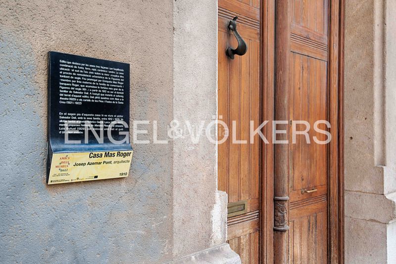 Foto 0f4350a8-52b1-4cbd-94ad-ae832c92b01c. Pis a carrer monturiol 10 a Centre Figueres