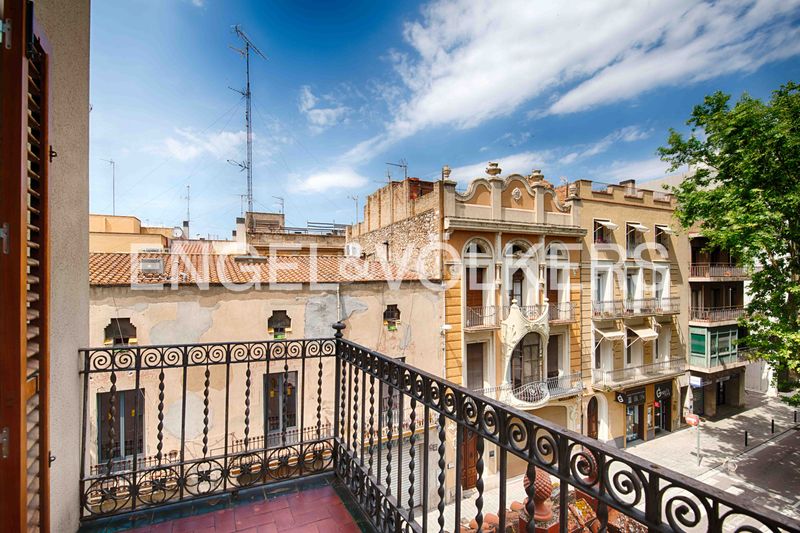 Foto 49c7e606-3fc1-49fe-86ee-d3f502b67020. Pis a carrer monturiol 10 a Centre Figueres