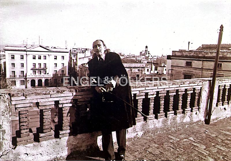 Foto f3905647-7d61-4ab8-99ac-bca58a9ede00. Pis a carrer monturiol 10 a Centre Figueres