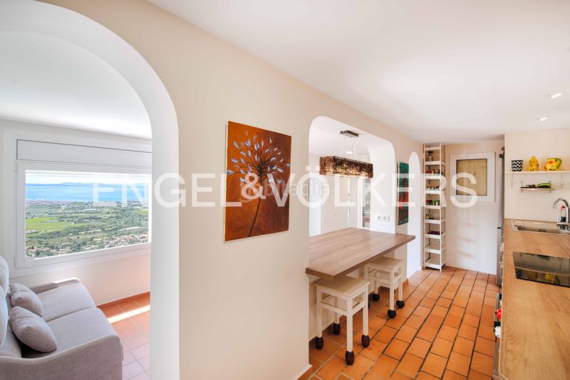 Foto 6f5823f0-05d8-4255-abb5-a97871f088aa. Casa a Nord Roses