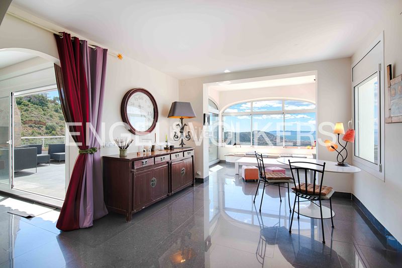 Foto fba7e5bf-b88b-4fba-b3da-3da5db13f05e. Casa a Nord Roses
