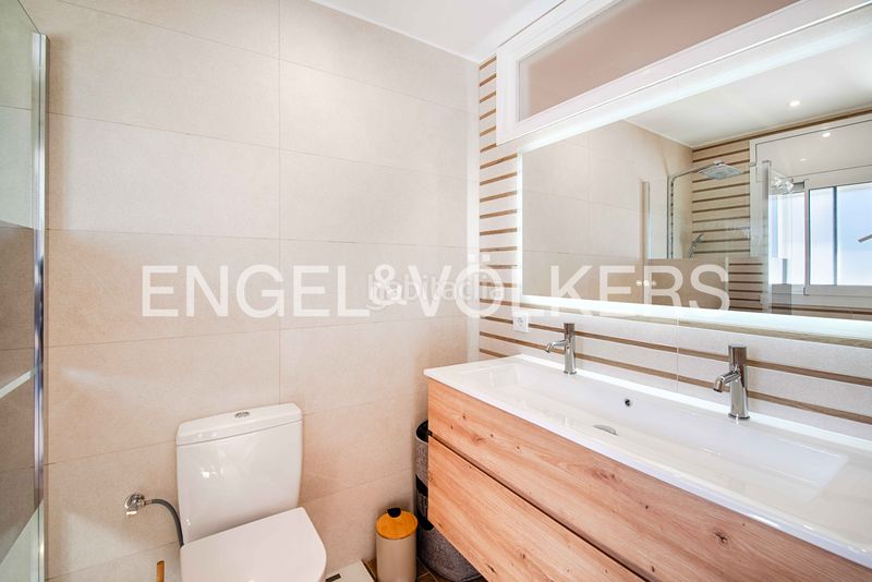 Foto c04de82a-8f21-452c-9ed9-f54c071db886. Casa aparellada a Santa Margarida Roses