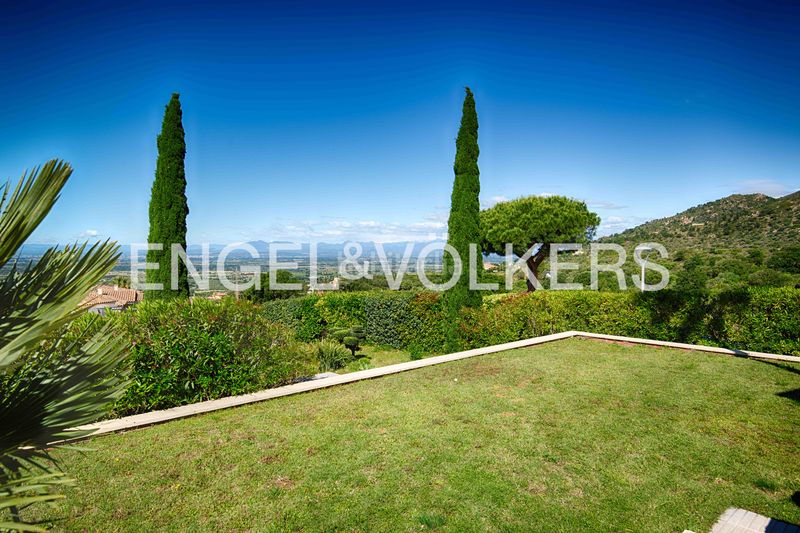 Foto 0e513329-d927-49b2-bac9-6628909a8a46. Casa amb piscina a Palau-saverdera