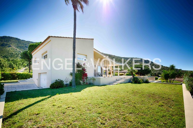 Foto 8d711244-6547-4b5a-956f-1741d8ad18bb. Casa amb piscina a Palau-saverdera