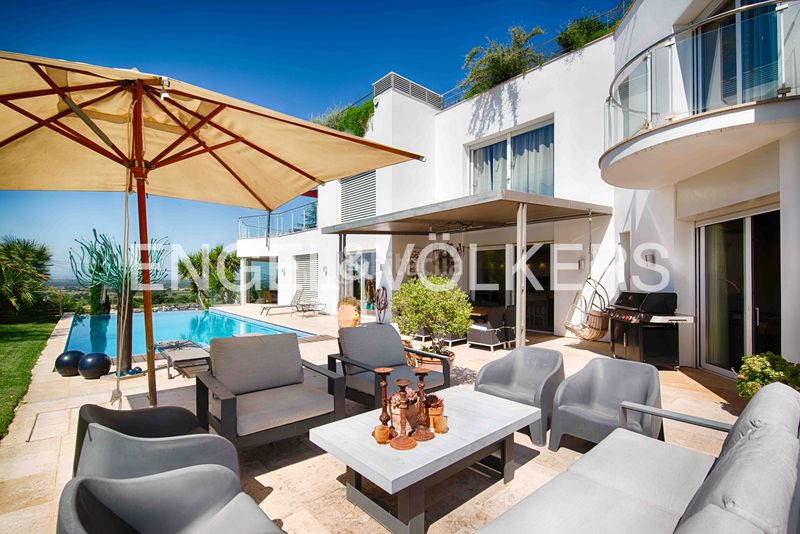 Foto 39442f8d-989c-4b3d-807c-5f7087b09ece. Casa amb piscina a Palau-saverdera