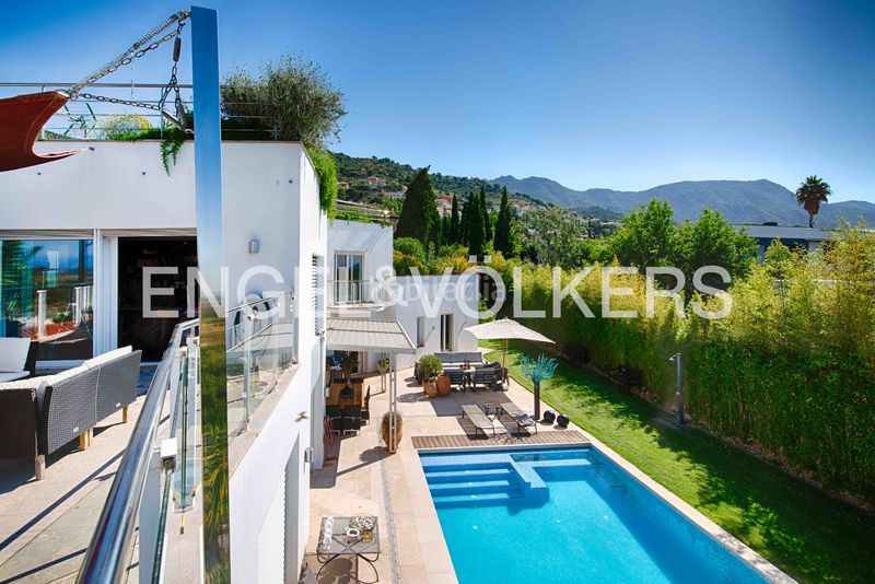Foto 4275ee32-e392-4c39-91c0-5fd4b82c881a. Casa amb piscina a Palau-saverdera