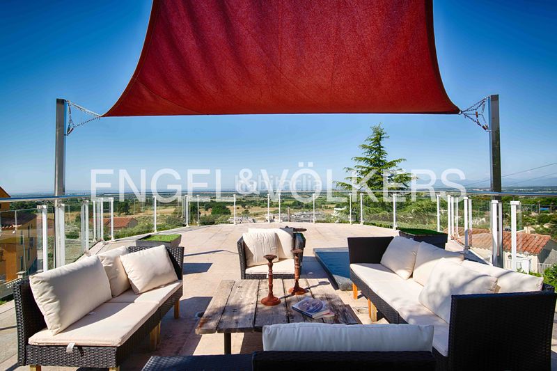 Foto ecde3cec-6f43-44d2-b182-e61843881fc4. Casa amb piscina a Palau-saverdera
