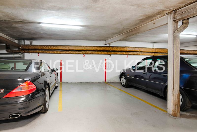 Foto 76411636-ae26-4779-a324-186e5c79e32e. Pis amb calefacció aparcament a Centre Figueres