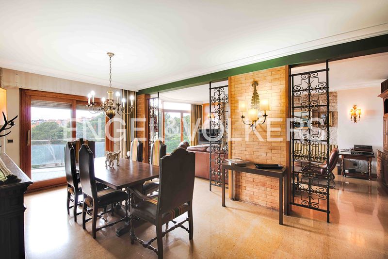 Foto a718f347-2d2d-46b6-8686-1e4a35cad235. Pis amb calefacció aparcament a Centre Figueres
