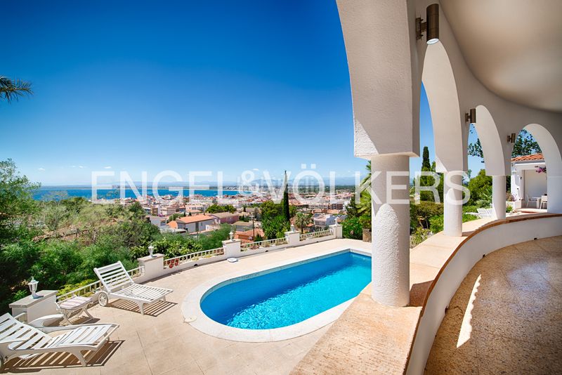 Foto 193d88b4-4b21-4028-bd3a-c688aab401b0. Casa amb piscina a Els Grecs-Mas Oliva Roses