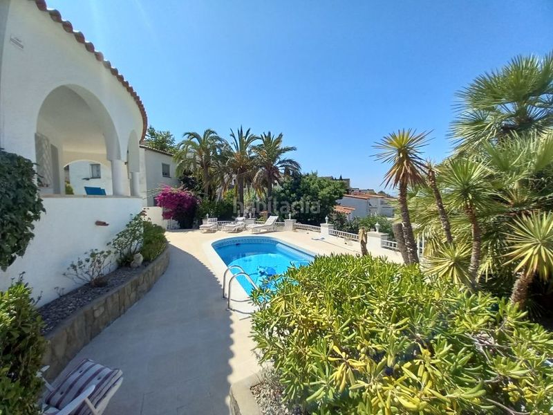 Foto 6f363485-fa73-4488-8ed5-1a34258e06dd. Casa amb piscina a Els Grecs-Mas Oliva Roses