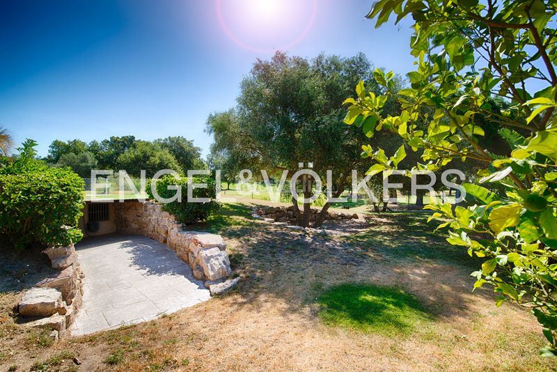 Foto c3228a59-9b5f-4785-88e7-cf131ce03d6c. Casa amb xemeneia calefacció aparcament piscina a Peralada