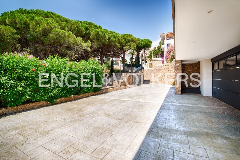 Foto ad9fc4bd-9dac-44b1-ba41-e467541a5f10. Casa amb calefacció aparcament piscina a Grifeu - Cap Ras - Els Estanys - Sant Genís Llançà