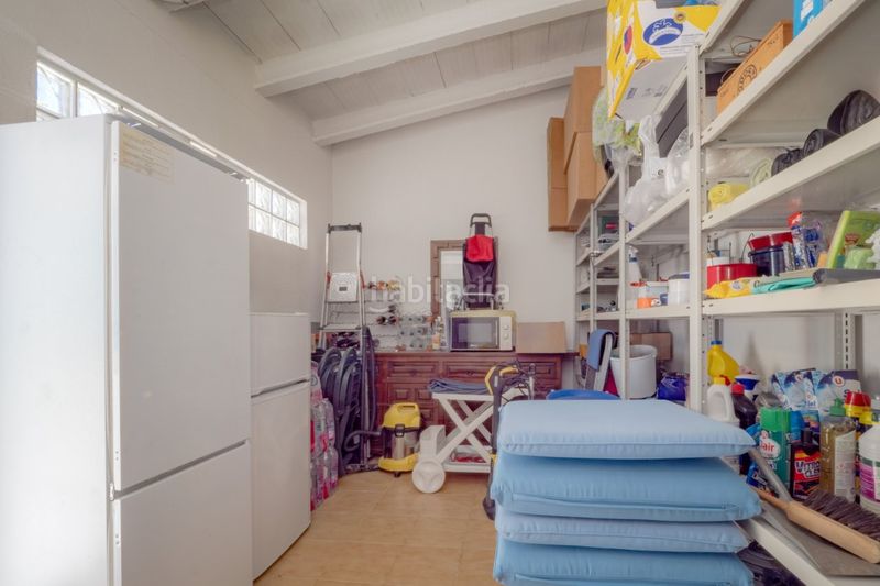 Foto a551c351-a24a-4776-ab66-5d6714fbed4d. Casa amb aparcament piscina a Cap Ras - Creus - Falconera Empuriabrava