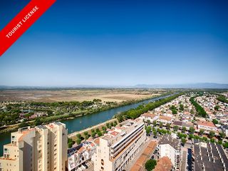 Estudi a Muga - Gran Reserva - Badia. Estudio en planta alta con licencia turística en empuriabrava