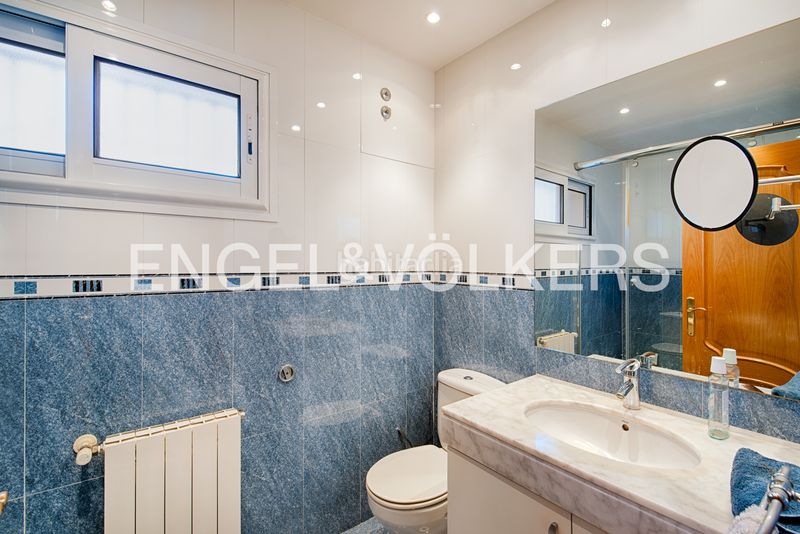 Foto d8b5e65b-65ef-43ce-95d8-d3eaef071a21. Casa amb xemeneia calefacció aparcament piscina a Vilamalla