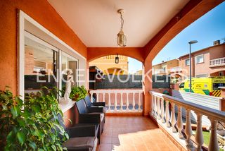 Casa aparellada a Carrer Lleida