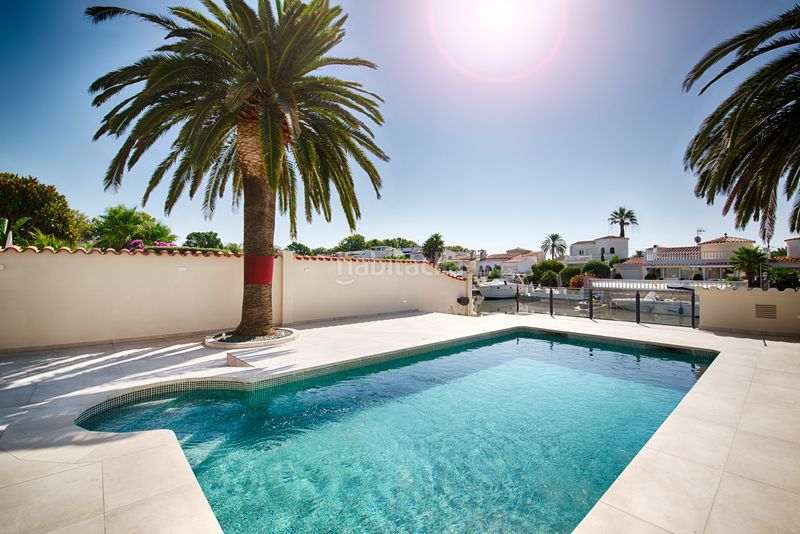 Foto 96727657-f2c4-47fe-b367-3cddc3ddea87. Casa amb calefacció aparcament piscina a Tordera - Fluvià - Llobregat Empuriabrava