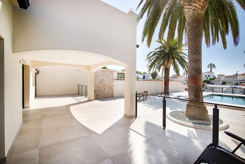 Foto fb4b2c3c-37ca-4d84-b220-715a8d5c9f44. Casa amb calefacció aparcament piscina a Tordera - Fluvià - Llobregat Empuriabrava