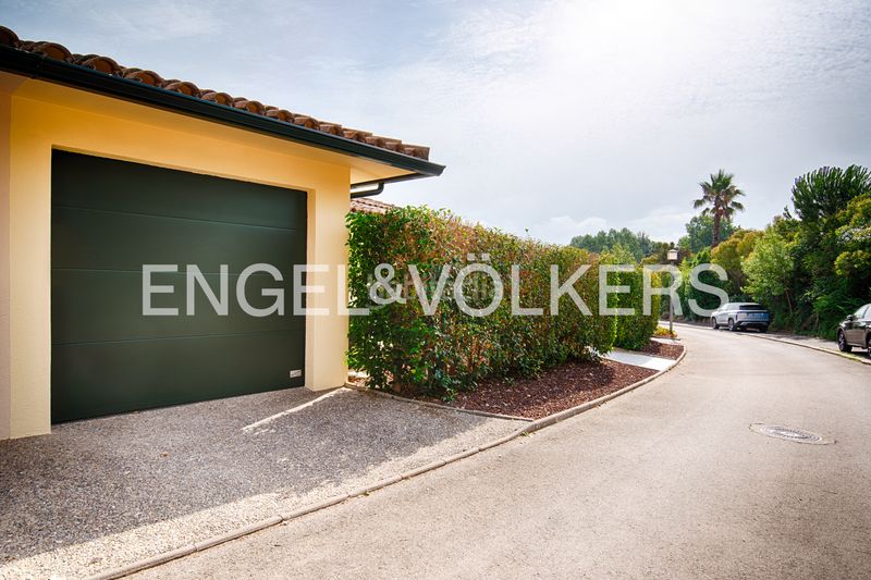 Foto 4718ea0b-dd96-4491-a09b-7589380f489a. Casa amb calefacció aparcament piscina a Navata