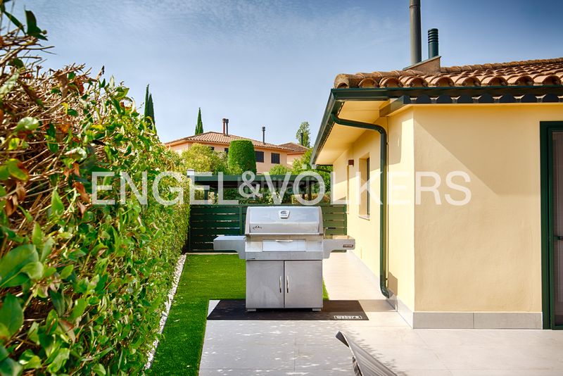 Foto d0a1a90c-aafa-4f49-af3d-1c0f44a912df. Casa amb calefacció aparcament piscina a Navata