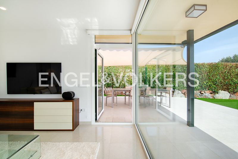 Foto f57a8e5f-9119-4f50-b694-5834d2b39958. Casa amb calefacció aparcament piscina a Navata