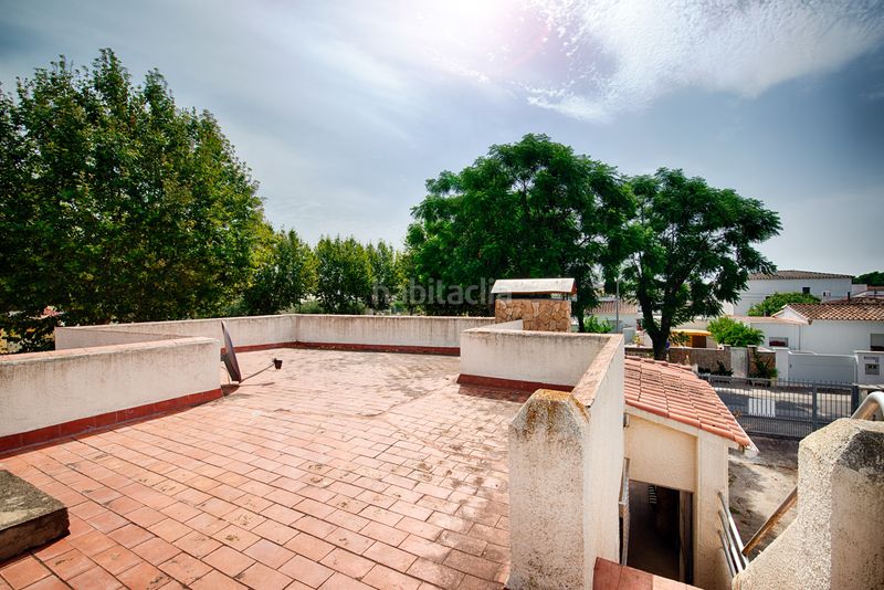 Foto 71090069-c1b2-493e-b765-a0948ef78123. Casa amb aparcament piscina a Carlit - Montseny Empuriabrava