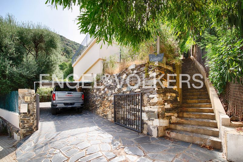 Foto c8f54677-38e2-48f4-a409-4f67b47aae7a. Casa amb calefacció piscina a Cau del Llop - Super Fener - Fener Llançà