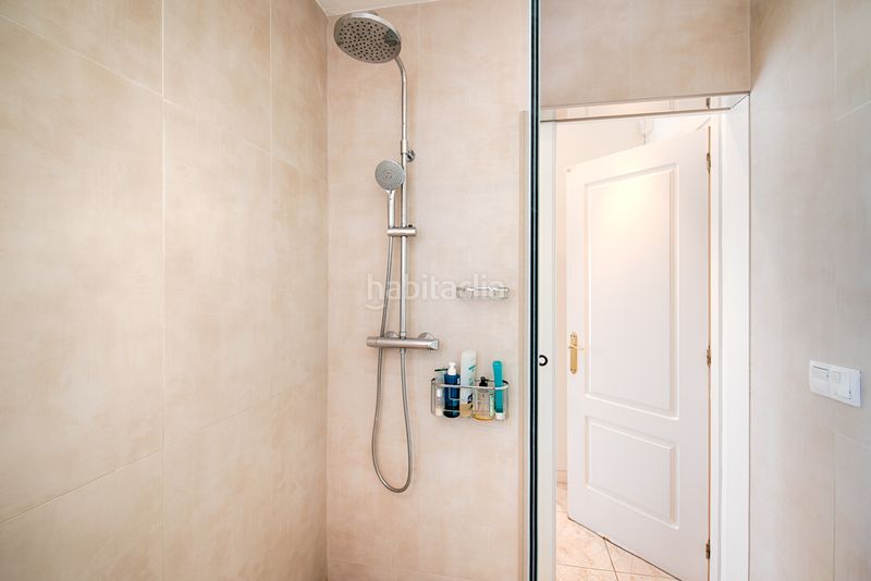 Foto c49a73ee-4dca-491f-8f27-055549936c50. Casa amb aparcament piscina a Cap Ras - Creus - Falconera Empuriabrava
