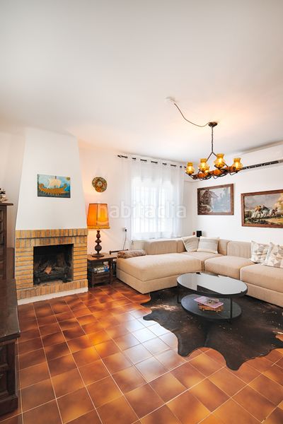 Foto 1ae66c28-570a-4dac-b7b0-31a731b223b9. Casa amb aparcament a Segre - Ebre - Ter Empuriabrava