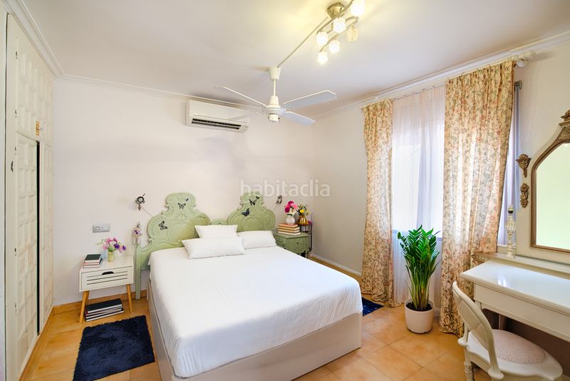 Foto db8e884a-16b2-497a-b975-151e0954e82d. Casa amb aparcament piscina a Cap Ras - Creus - Falconera Empuriabrava