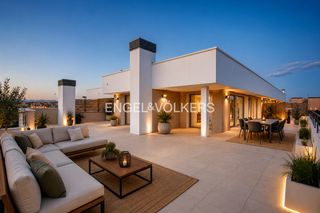 Dachwohnung in Carrer de ponent 44. Ático de obra nueva con espectacular terraza, vistas abiertas y