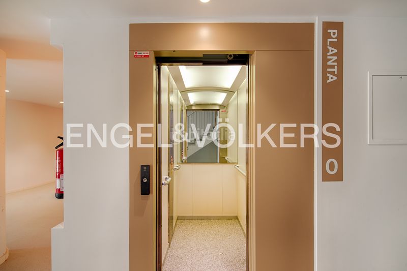 Foto 4e22b47a-996a-49a6-ab64-e512032269d9. Àtic a carrer de ponent 44 a Poble Nou-Olivar Gran Figueres