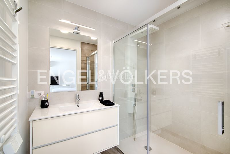 Foto ad2f6b35-d979-49ef-9195-8ba39e9f318a. Casa amb piscina a Palau-saverdera